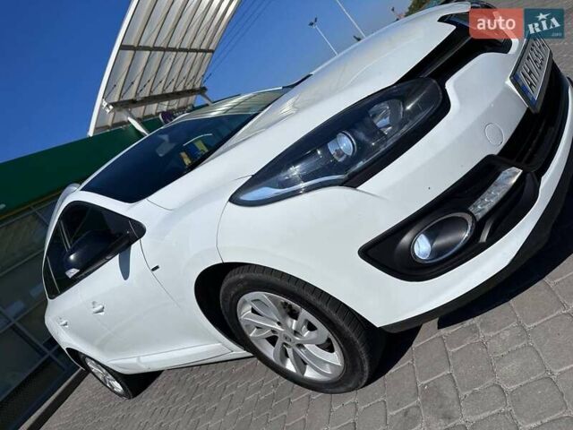 Рено Меган, объемом двигателя 1.49 л и пробегом 198 тыс. км за 10600 $, фото 11 на Automoto.ua