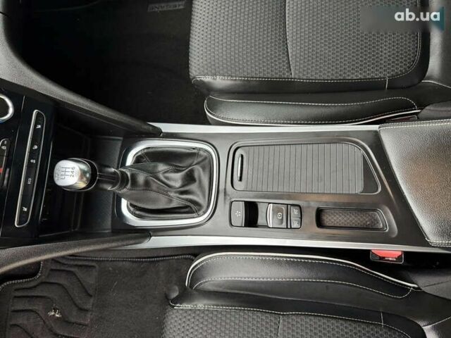 Рено Меган, объемом двигателя 1.6 л и пробегом 158 тыс. км за 12750 $, фото 23 на Automoto.ua