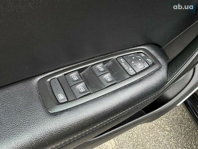 Рено Меган, объемом двигателя 1.6 л и пробегом 158 тыс. км за 12750 $, фото 29 на Automoto.ua