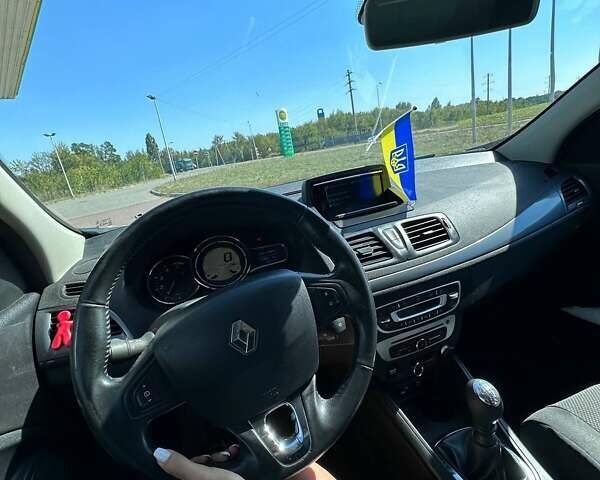 Рено Меган, объемом двигателя 1.49 л и пробегом 198 тыс. км за 10600 $, фото 21 на Automoto.ua