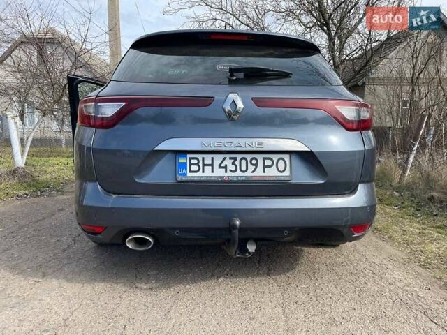 Рено Меган, объемом двигателя 1.46 л и пробегом 215 тыс. км за 13850 $, фото 3 на Automoto.ua