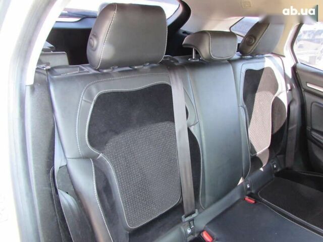 Рено Меган, объемом двигателя 1.6 л и пробегом 232 тыс. км за 11900 $, фото 15 на Automoto.ua