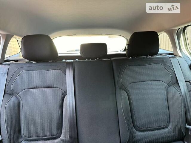 Рено Меган, объемом двигателя 1.5 л и пробегом 240 тыс. км за 12800 $, фото 33 на Automoto.ua