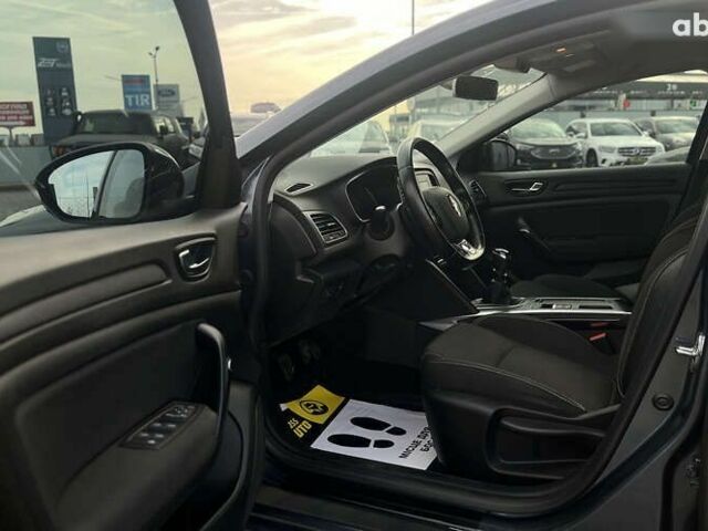 Рено Меган, объемом двигателя 1.6 л и пробегом 67 тыс. км за 13800 $, фото 16 на Automoto.ua