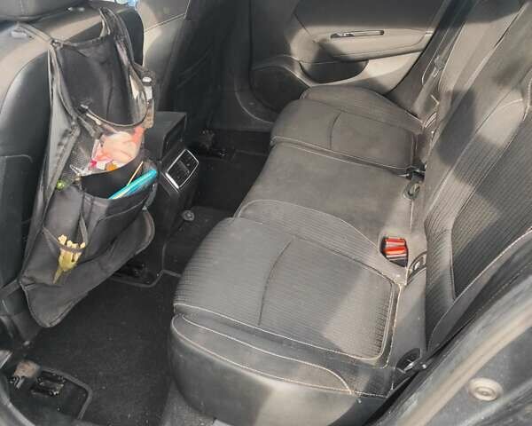 Рено Меган, объемом двигателя 1.5 л и пробегом 250 тыс. км за 12100 $, фото 16 на Automoto.ua