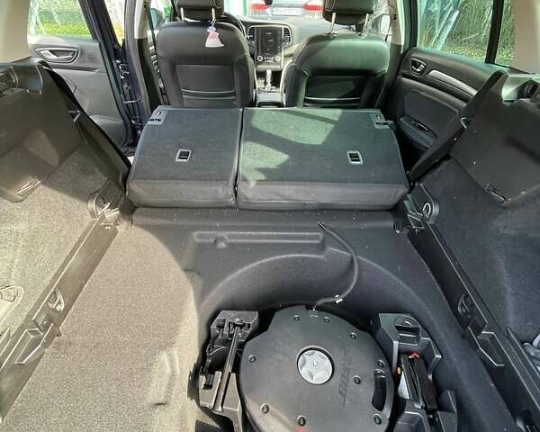 Рено Меган, объемом двигателя 1.46 л и пробегом 215 тыс. км за 13850 $, фото 14 на Automoto.ua