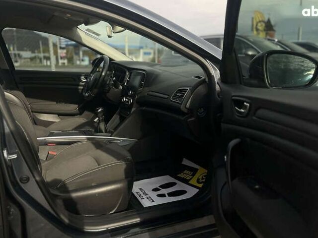 Рено Меган, объемом двигателя 1.6 л и пробегом 67 тыс. км за 13800 $, фото 19 на Automoto.ua