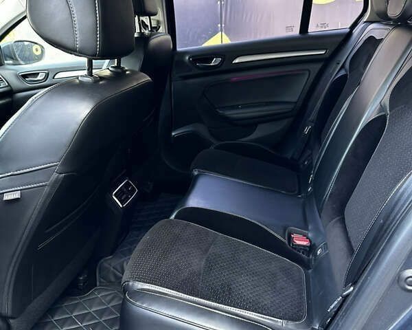 Рено Меган, объемом двигателя 1.5 л и пробегом 234 тыс. км за 13500 $, фото 14 на Automoto.ua