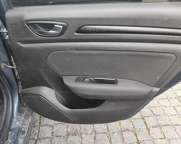 Рено Меган, объемом двигателя 1.5 л и пробегом 250 тыс. км за 12100 $, фото 12 на Automoto.ua