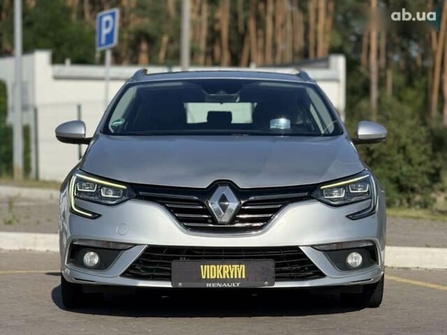 Рено Меган, объемом двигателя 1.5 л и пробегом 219 тыс. км за 12650 $, фото 4 на Automoto.ua