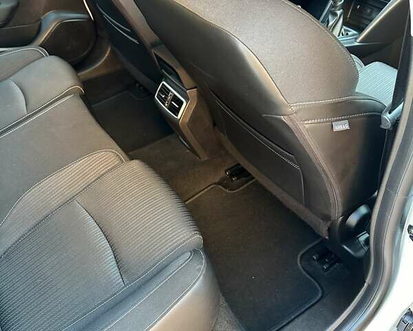 Рено Меган, объемом двигателя 1.5 л и пробегом 240 тыс. км за 12800 $, фото 34 на Automoto.ua