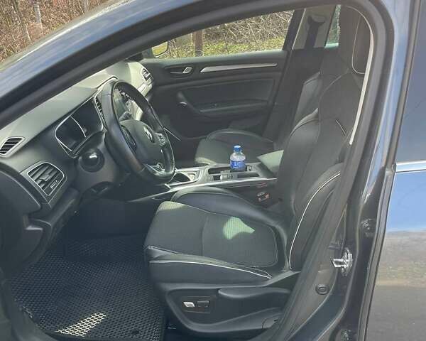 Рено Меган, объемом двигателя 1.46 л и пробегом 215 тыс. км за 13850 $, фото 7 на Automoto.ua