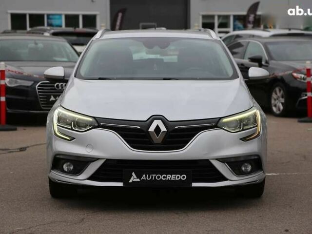 Рено Меган, объемом двигателя 1.5 л и пробегом 223 тыс. км за 11800 $, фото 1 на Automoto.ua
