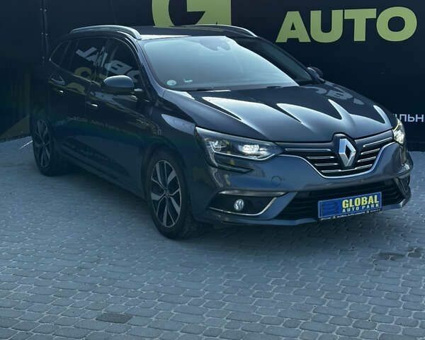 Рено Меган, объемом двигателя 1.5 л и пробегом 234 тыс. км за 13500 $, фото 2 на Automoto.ua