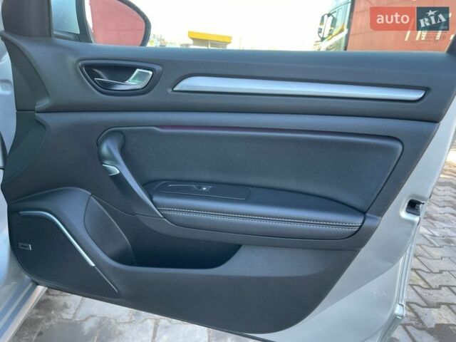 Рено Меган, объемом двигателя 1.46 л и пробегом 251 тыс. км за 12950 $, фото 25 на Automoto.ua