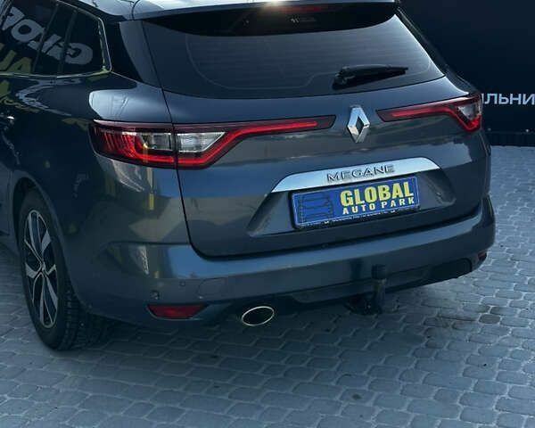 Рено Меган, объемом двигателя 1.5 л и пробегом 234 тыс. км за 13500 $, фото 22 на Automoto.ua
