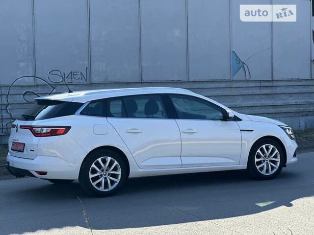 Рено Меган, объемом двигателя 1.5 л и пробегом 240 тыс. км за 12800 $, фото 12 на Automoto.ua