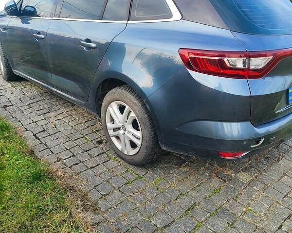 Рено Меган, объемом двигателя 1.5 л и пробегом 250 тыс. км за 12100 $, фото 2 на Automoto.ua