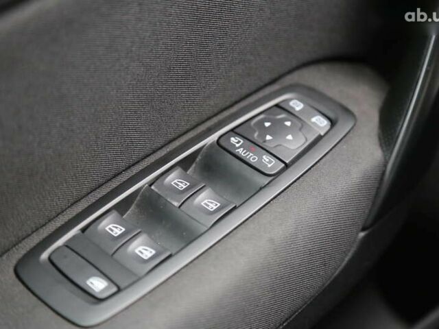 Рено Меган, объемом двигателя 1.5 л и пробегом 223 тыс. км за 11800 $, фото 22 на Automoto.ua