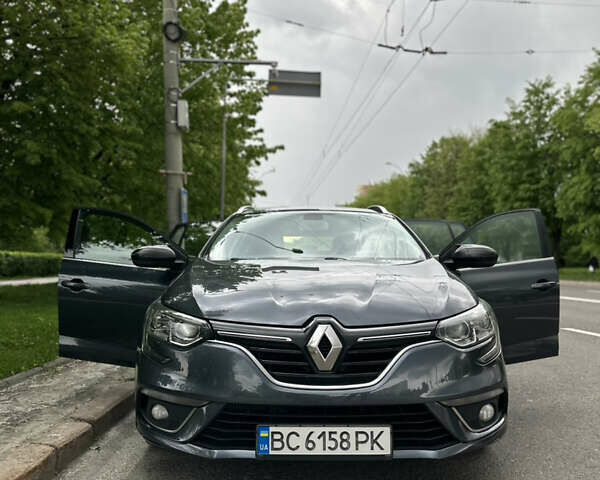 Рено Меган, об'ємом двигуна 1.46 л та пробігом 240 тис. км за 12800 $, фото 5 на Automoto.ua