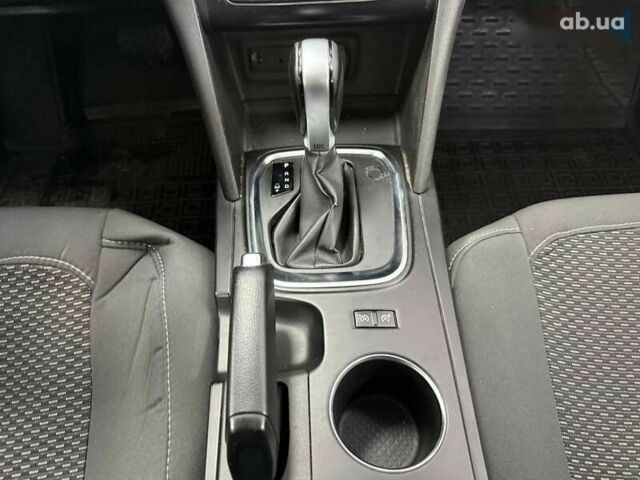 Рено Меган, объемом двигателя 1.5 л и пробегом 350 тыс. км за 10490 $, фото 26 на Automoto.ua