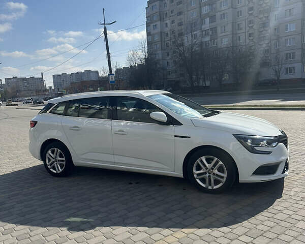 Рено Меган, объемом двигателя 1.5 л и пробегом 207 тыс. км за 13499 $, фото 45 на Automoto.ua