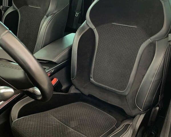 Рено Меган, объемом двигателя 1.5 л и пробегом 197 тыс. км за 15450 $, фото 5 на Automoto.ua