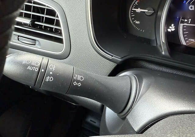 Рено Меган, объемом двигателя 1.5 л и пробегом 174 тыс. км за 15900 $, фото 26 на Automoto.ua