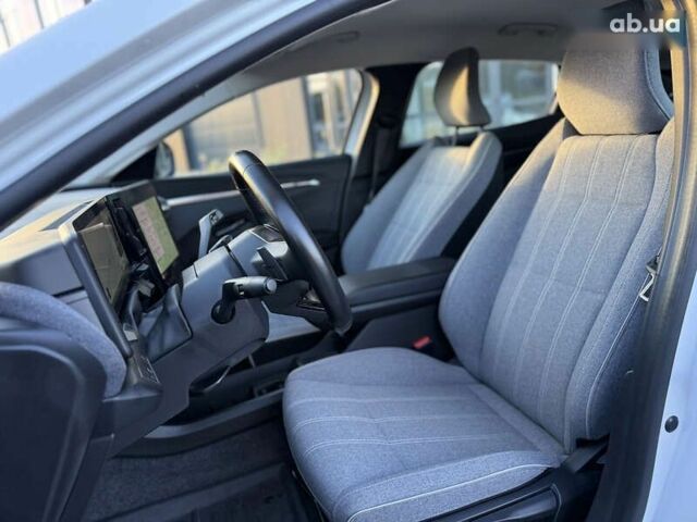 Рено Меган, объемом двигателя 0 л и пробегом 18 тыс. км за 22900 $, фото 7 на Automoto.ua