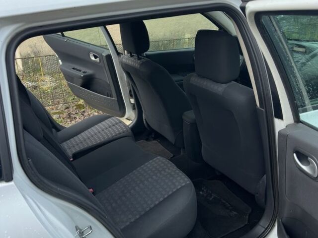 Рено Меган, об'ємом двигуна 0 л та пробігом 0 тис. км за 5500 $, фото 11 на Automoto.ua