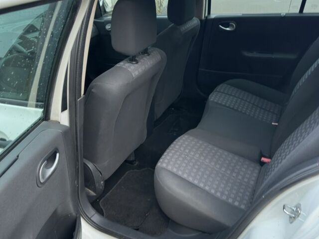 Рено Меган, об'ємом двигуна 0 л та пробігом 0 тис. км за 5500 $, фото 13 на Automoto.ua