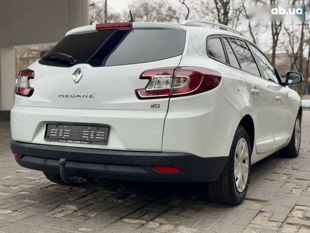 Рено Меган, объемом двигателя 1.5 л и пробегом 130 тыс. км за 10500 $, фото 12 на Automoto.ua