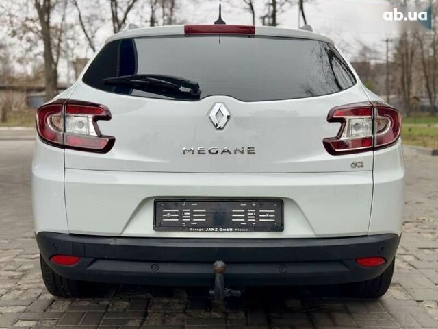 Рено Меган, объемом двигателя 1.5 л и пробегом 130 тыс. км за 10500 $, фото 13 на Automoto.ua