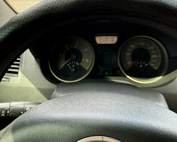 Желтый Рено Меган, объемом двигателя 1.46 л и пробегом 418 тыс. км за 2999 $, фото 4 на Automoto.ua