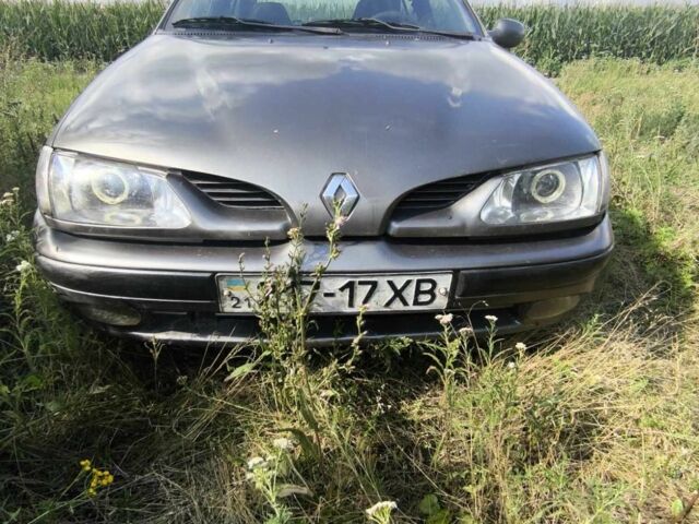 Серый Рено Меган, объемом двигателя 0 л и пробегом 1000 тыс. км за 2200 $, фото 8 на Automoto.ua