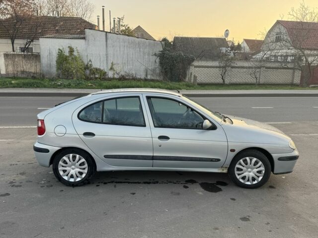 Серый Рено Меган, объемом двигателя 1.6 л и пробегом 150 тыс. км за 1600 $, фото 7 на Automoto.ua