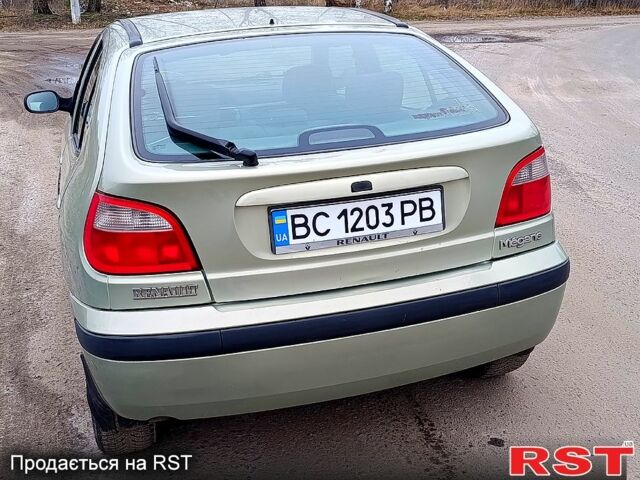 Серый Рено Меган, объемом двигателя 1.6 л и пробегом 280 тыс. км за 3950 $, фото 4 на Automoto.ua