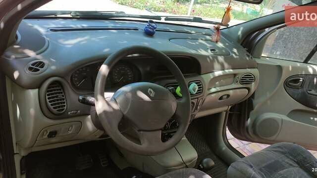 Сірий Рено Меган, об'ємом двигуна 1.6 л та пробігом 310 тис. км за 3500 $, фото 6 на Automoto.ua