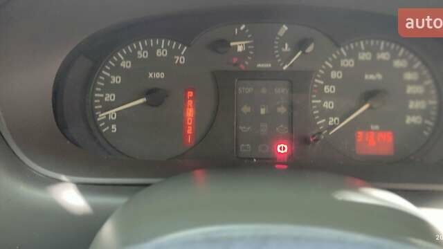 Сірий Рено Меган, об'ємом двигуна 1.6 л та пробігом 310 тис. км за 3500 $, фото 11 на Automoto.ua