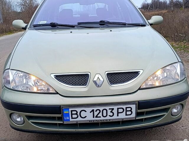 Серый Рено Меган, объемом двигателя 1.6 л и пробегом 280 тыс. км за 3950 $, фото 3 на Automoto.ua