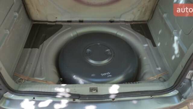 Сірий Рено Меган, об'ємом двигуна 1.6 л та пробігом 310 тис. км за 3500 $, фото 1 на Automoto.ua