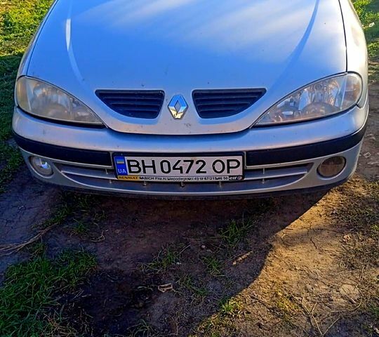 Серый Рено Меган, объемом двигателя 1.9 л и пробегом 200 тыс. км за 4800 $, фото 1 на Automoto.ua