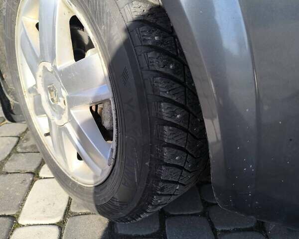 Серый Рено Меган, объемом двигателя 1.9 л и пробегом 285 тыс. км за 2200 $, фото 1 на Automoto.ua