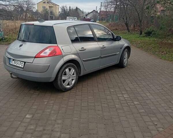 Серый Рено Меган, объемом двигателя 1.9 л и пробегом 199 тыс. км за 3000 $, фото 5 на Automoto.ua