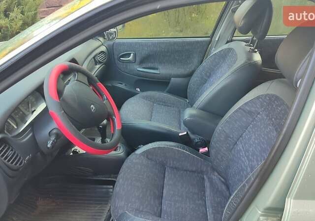 Серый Рено Меган, объемом двигателя 1.6 л и пробегом 326 тыс. км за 2600 $, фото 3 на Automoto.ua
