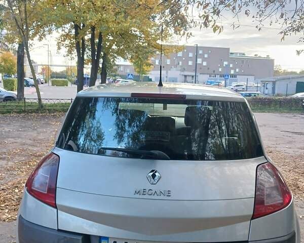 Сірий Рено Меган, об'ємом двигуна 1.9 л та пробігом 295 тис. км за 3100 $, фото 4 на Automoto.ua