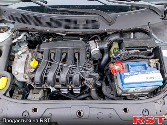 Рено Меган 2002 в Чернигове на Automoto.ua Серый Рено Меган, объемом двигателя 1.6 л и пробегом 246 тыс. км за 3200 $, фото 5 на Automoto.ua