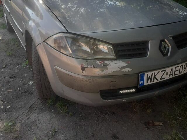 Серый Рено Меган, объемом двигателя 1.9 л и пробегом 250 тыс. км за 2000 $, фото 4 на Automoto.ua