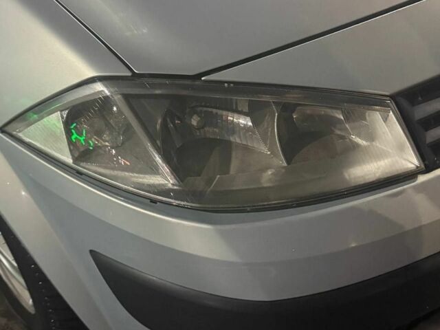 Сірий Рено Меган, об'ємом двигуна 1.5 л та пробігом 345 тис. км за 3700 $, фото 12 на Automoto.ua