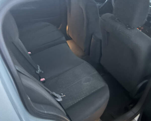 Серый Рено Меган, объемом двигателя 1.46 л и пробегом 275 тыс. км за 3699 $, фото 6 на Automoto.ua